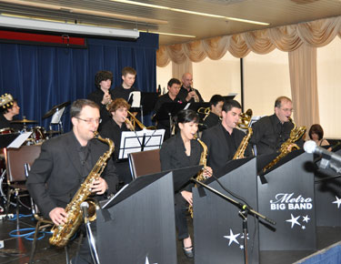 saxes